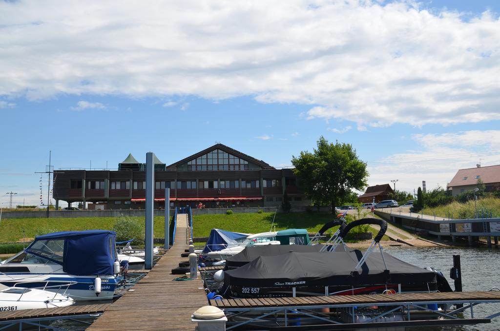 Resort Marina Labe Lovosice Exteriör bild
