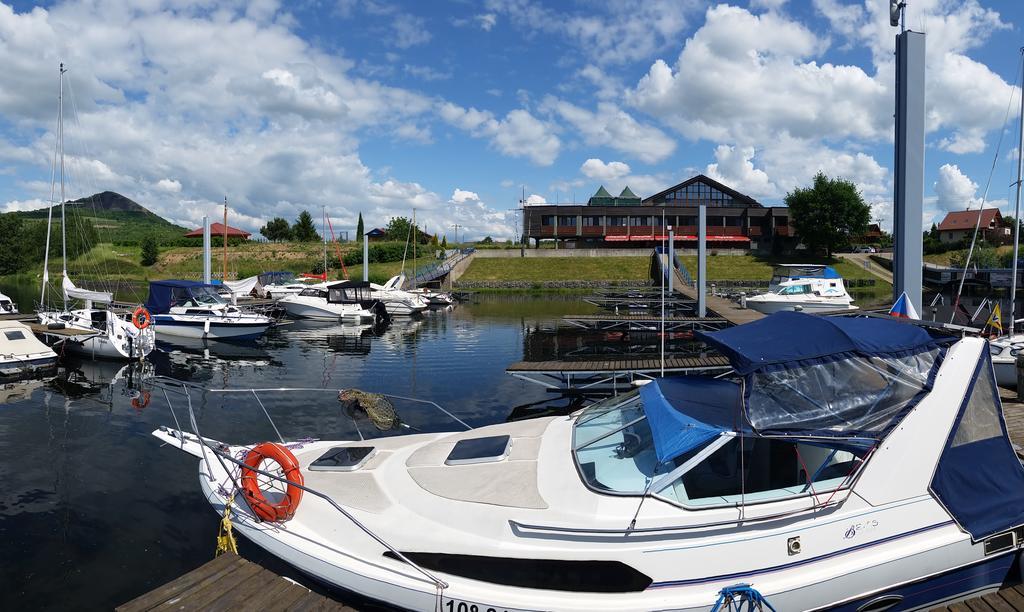Resort Marina Labe Lovosice Exteriör bild