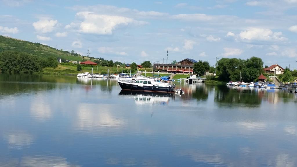 Resort Marina Labe Lovosice Exteriör bild